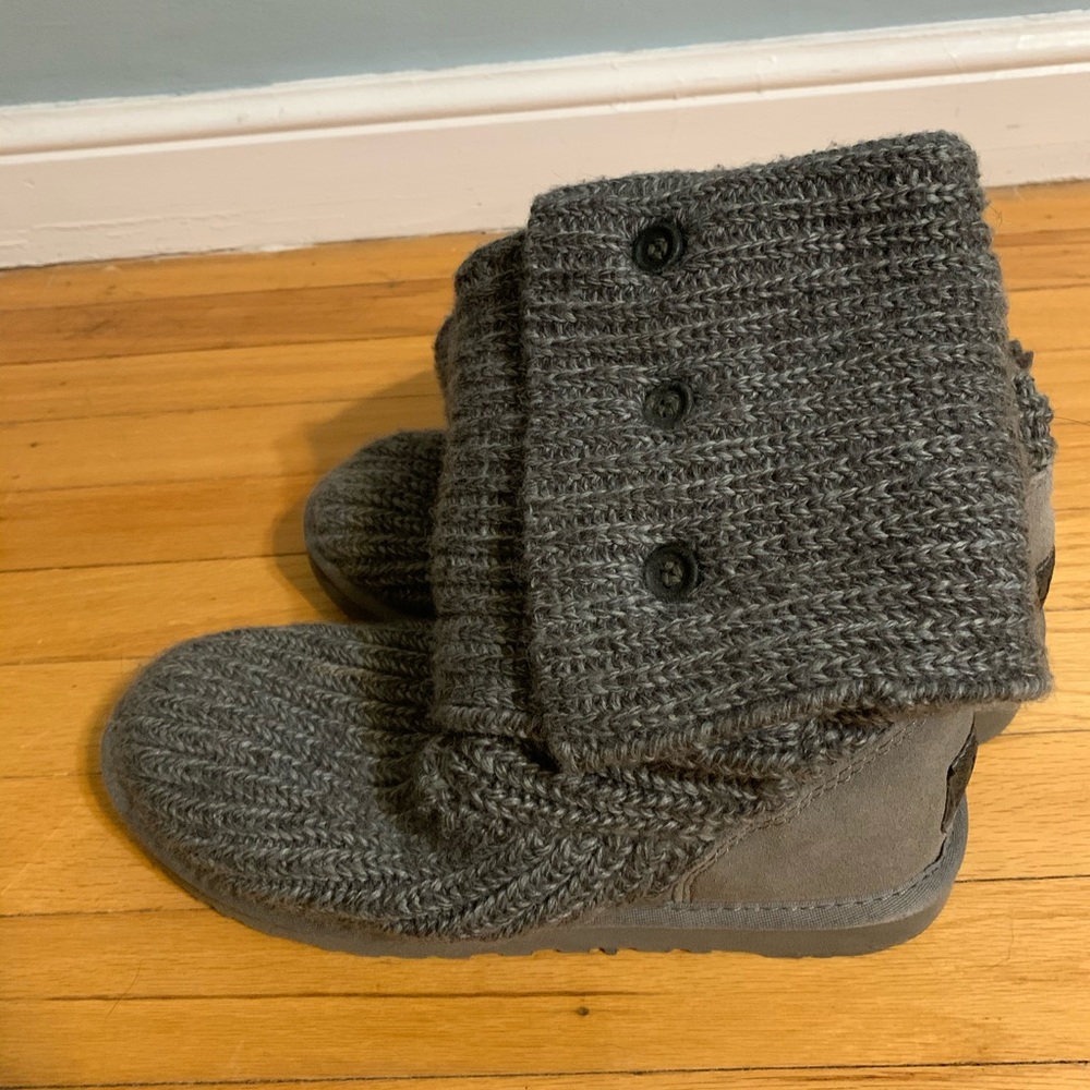 Ugg Australia grey knit boots